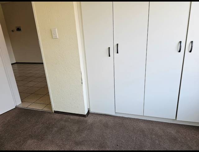 2 bed property for sale in COMET